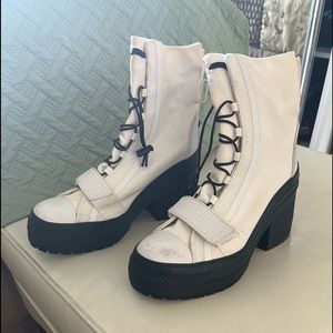 White Converse ankle boots, slightly worn